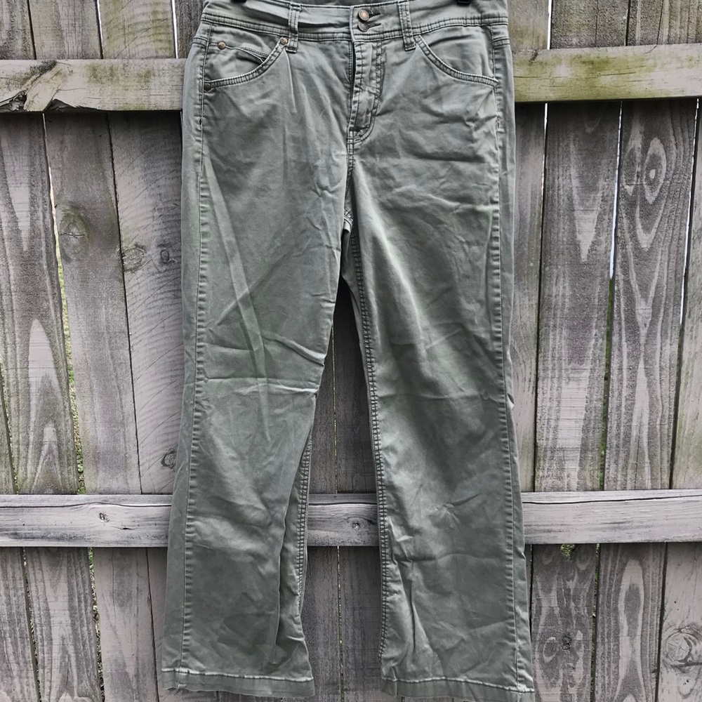 💰2/$10 SALE💰Kim Rogers Pants